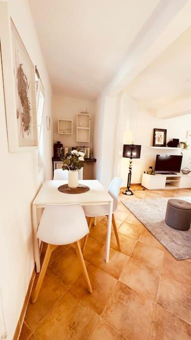Kuenstler Ferienwohnung Am Weilburger Schloss, Marktplatz 9 Εξωτερικό φωτογραφία