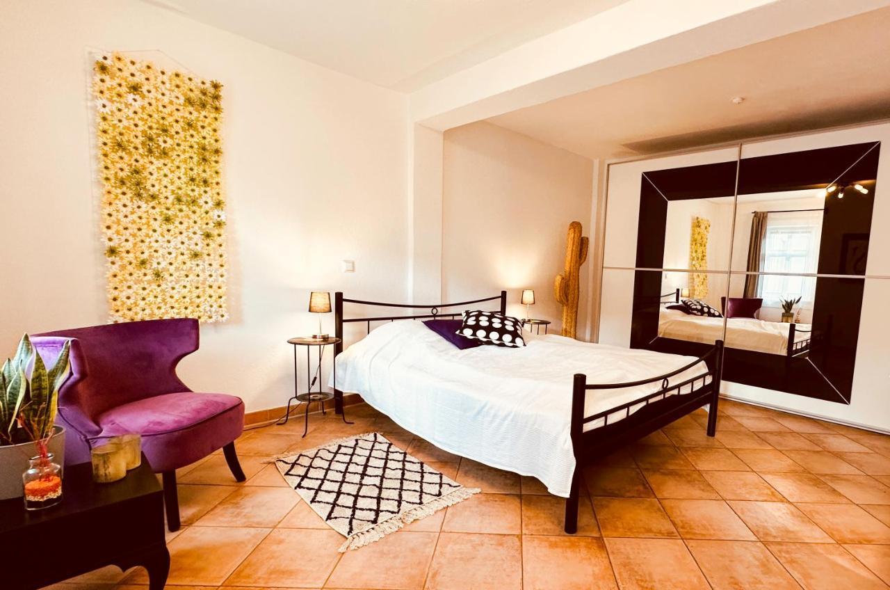 Kuenstler Ferienwohnung Am Weilburger Schloss, Marktplatz 9 Εξωτερικό φωτογραφία